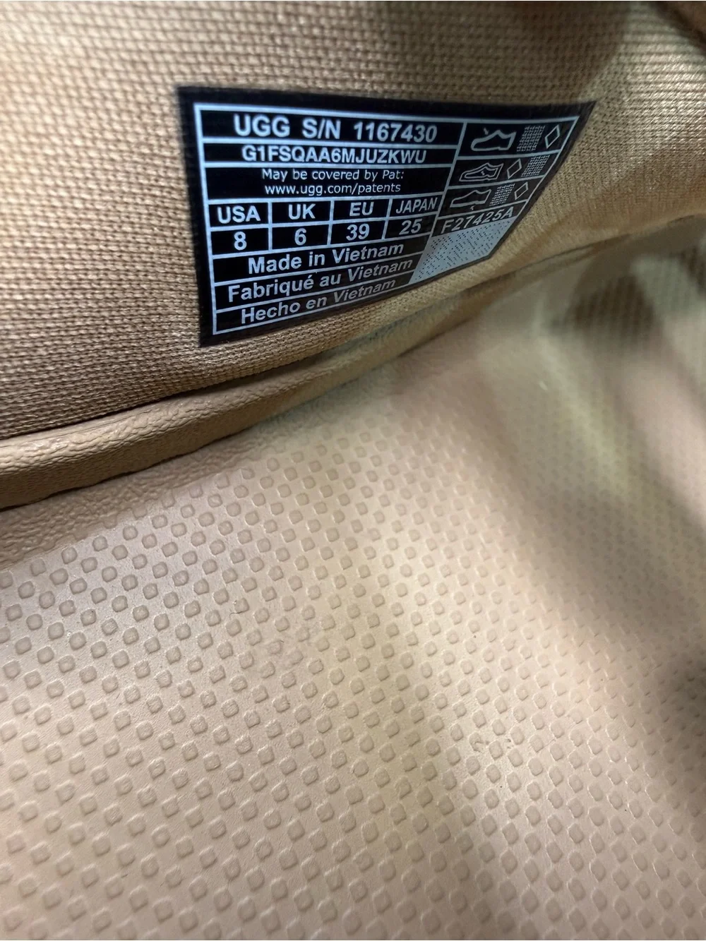 UGG Goldenglow Sandals Women's US 8 Dark Sand Round Toe Platform Slide